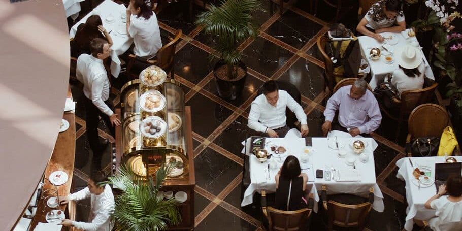 12-Restaurant-Chains-With-the-Best-Service--
