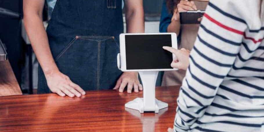 Customer-Service-Is-in-Decline.-Blame-the-Tight-Jobs-Market