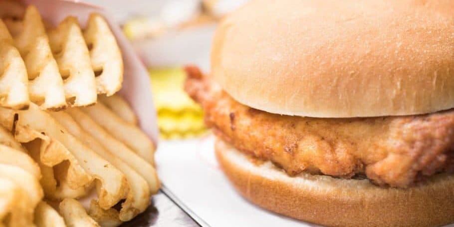 This-Fast-food-Chicken-Sandwich-Was-Just-Crowned-The-Best-Of-The-Year